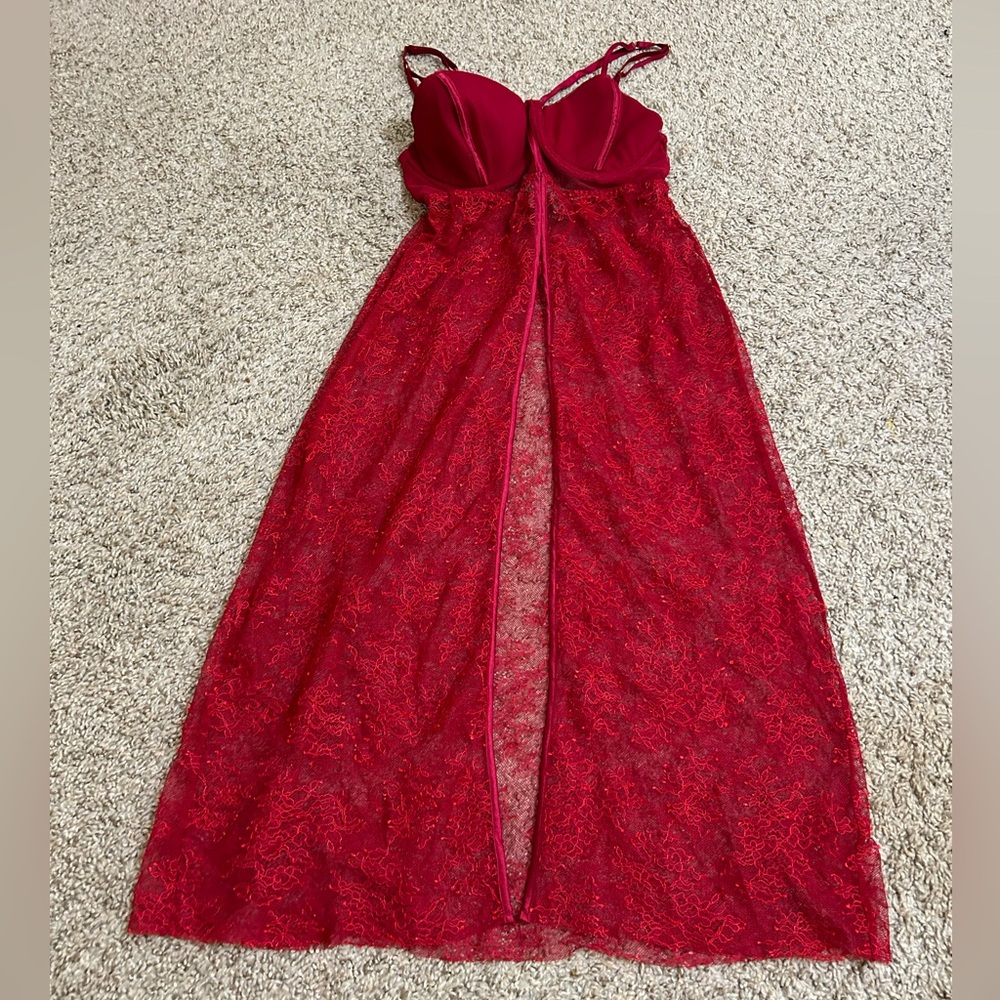Victoria’s Secret Sexy Nightgown Lingerie Red Lace Size 34C Spaghetti Gold Chain